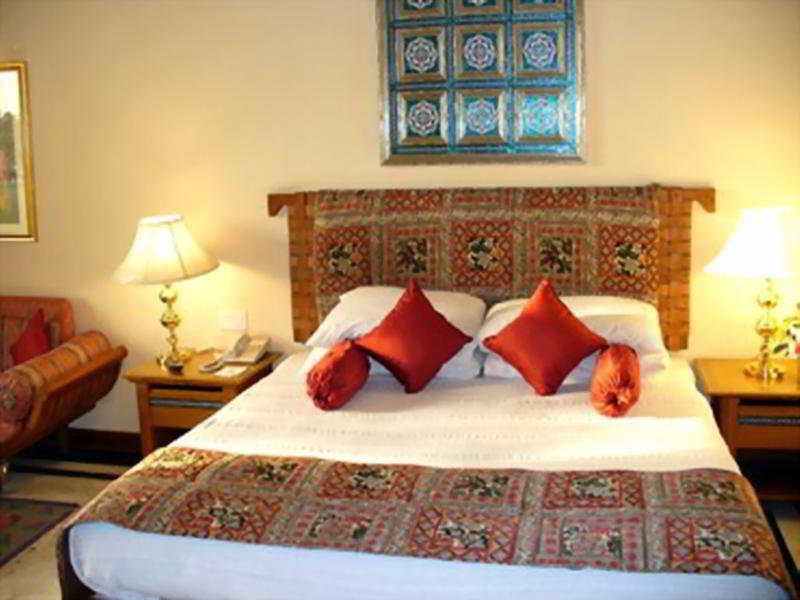 The Ummed Jodhpur Palace Resort & Spa Pokoj fotografie